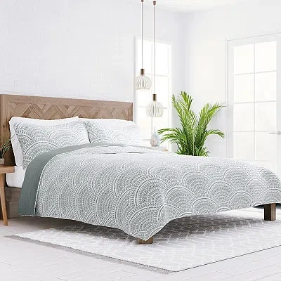 Kirkland's King Quilt Set In Multi