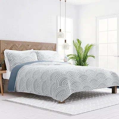 Kirkland's King Quilt Set In Multi