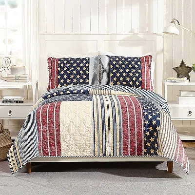 Kirkland's King Quilt Set In Multi