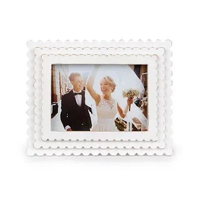 Kirkland's Savannah White Scalloped Picture Frame