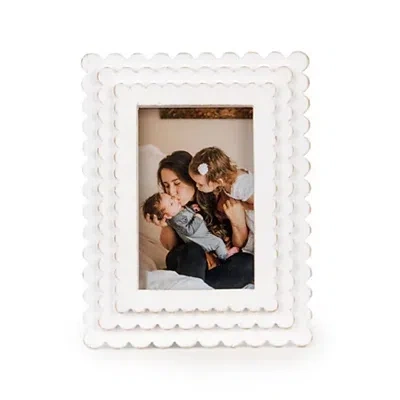 Kirkland's Savannah White Scalloped Picture Frame