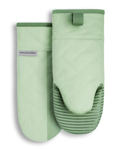 Kitchenaid Beacon Two-tone Oven Mitt 2-pack Set, 5.75" X 13" In Pistachio,graphite Green