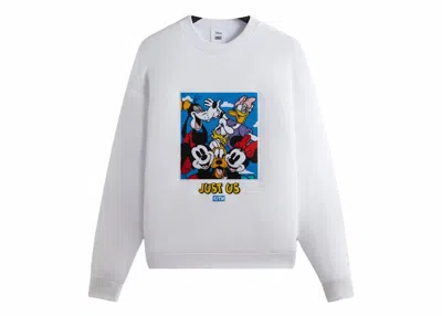 Pre-owned Kith Men's  X Disney Mickey & Friends Family Portrait Vintage Crewneck Sweatshirt In White