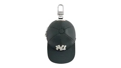 Pre-owned Kith Men's  X New York Yankees Baseball Cap Leather Pouch In Stadium In Gray