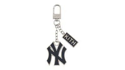 Pre-owned Kith Men's  X New York Yankees Keyring In Nocturnal In Black