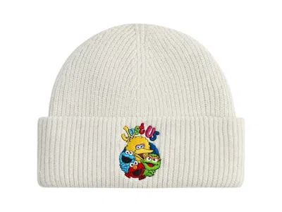Pre-owned Kith Men's  X Sesame Street Mia Beanie In Light Heather Grey In Gray