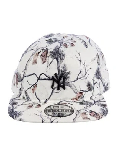 Pre-owned Kith Patterned Baseball Hat In White