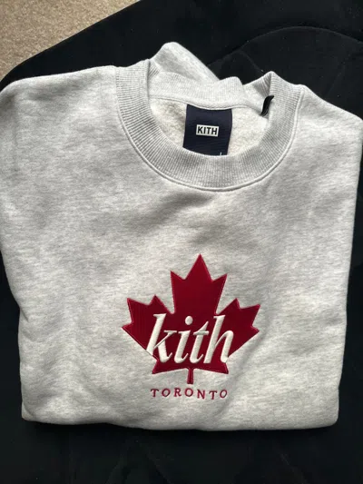 Pre-owned Kith Toronto Store Exclusive Crewneck (l) In Grey