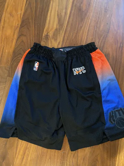 Pre-owned Kith X Nike Ny Knicks Short In Black