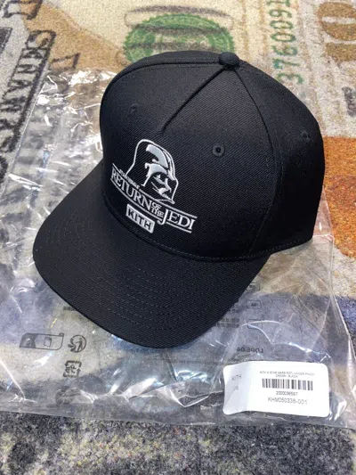 Pre-owned Kith X Star Wars Darth Vader Pinch Crown Snapback Hat In Black