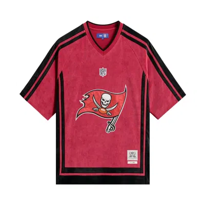 Pre-owned Kith X The Nfl For The Tampa Bay Buccaneers Leon Shirt 'fame' | Red | Men's Size Xs