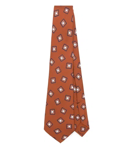 Kiton Patterned Silk Tie In Brown