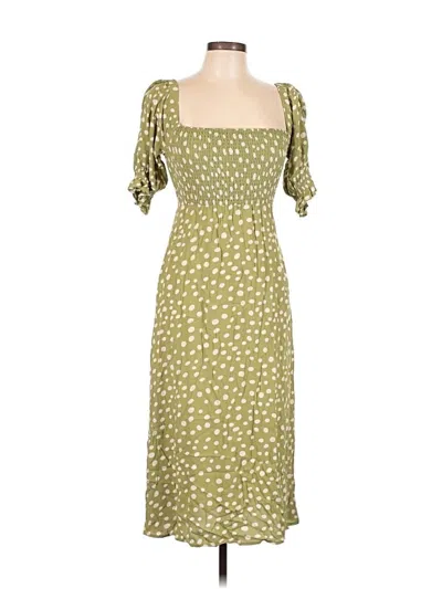 Pre-owned Kivari Casual Dress In Green