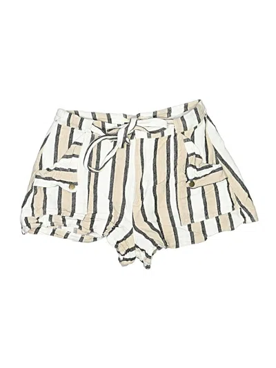 Pre-owned Kivari Shorts In Ivory