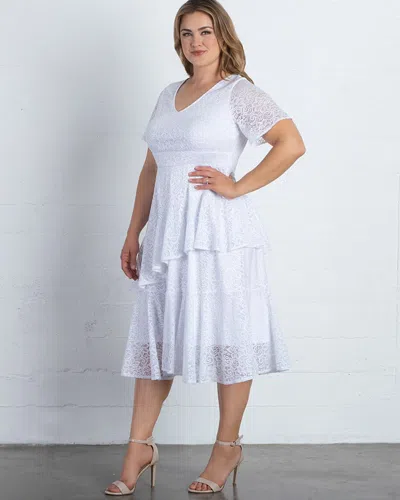 Kiyonna 19220901 In White