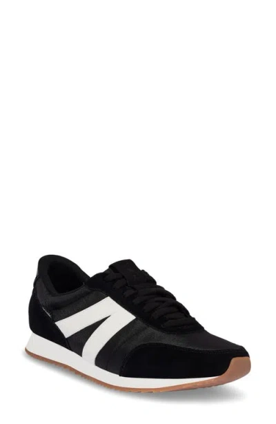 Kizik Milan Hands-free Sneaker In Black/white
