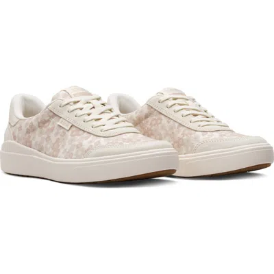 Kizik Prague 2 Hands-free Sneaker In Multi