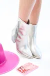 Kke Originals Rowan Boots In Champagne In White