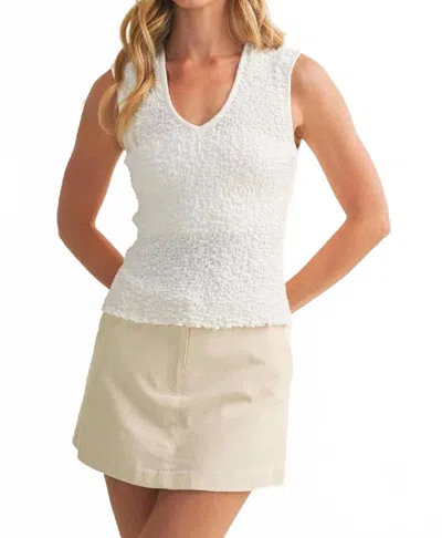 Kld. Signature Essential Textured Tank In Ivory In Multi