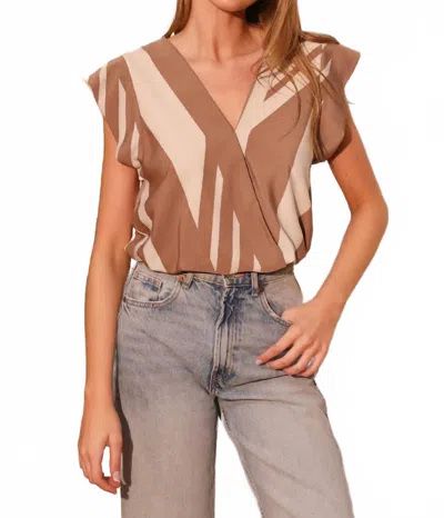Kld. Signature Stripe Short Sleeve Top And Wide Leg Pants Set In Beige In Brown