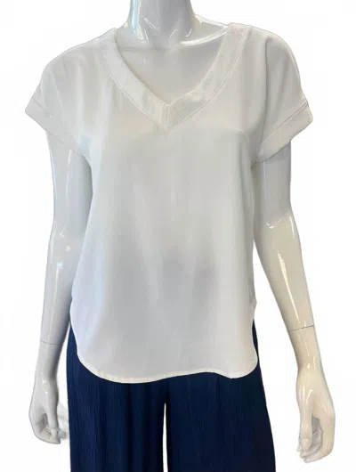 Kld. Signature Women's Short Sleeve V-neck Top In White
