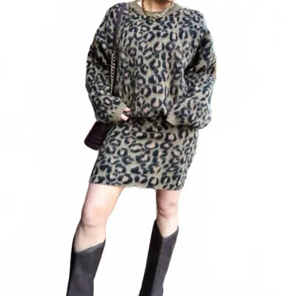 Klesis Feline Fuzz Set In Leopard In Black