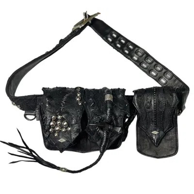 千*様 GINZI leather waist poach kmrii lgb KMRii X LGB STUDDED LEATHER CROSSBONES POUCH BELT Archive KMRii