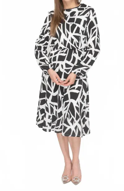 Kmw Bell Sleeve Everything Midi Dress In Black In Multi