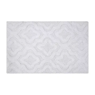 Knightsbridge Link Bath Rug In White