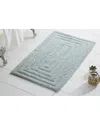 Knightsbridge Racetrack Bath Rug In Blue