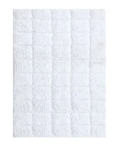 Knightsbridge Summer Tile Bath Rug In White