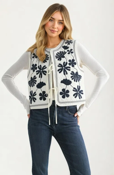 Knit & Lounge Knit And Lounge Bold Floral Embroidery Quilted Vest In White