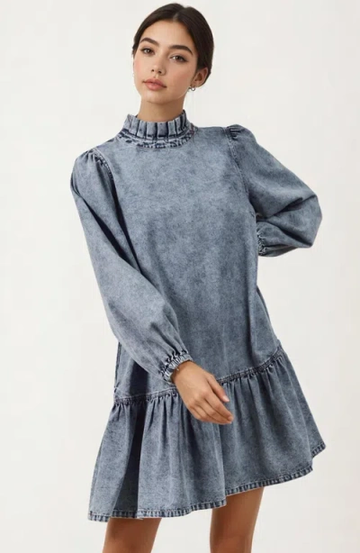 Knit & Lounge Knit And Lounge Pleated Mock Neck Long Sleeve Ruffle Hem Denim Dress In Gray