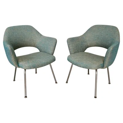 Pre-owned Knoll 1960's Mid-century Modern Eero Saarinen For  Executive Arm Chairs - A Pair In Gray