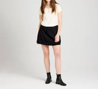 Known Supply Bree Skort In Black