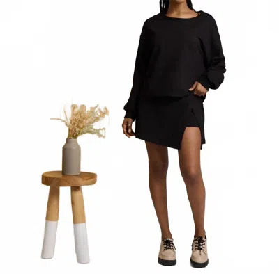 Known Supply Westbrook Pull Over Skort In Black