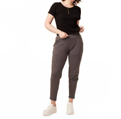 Known Supply Yumi Henley Tee In Black