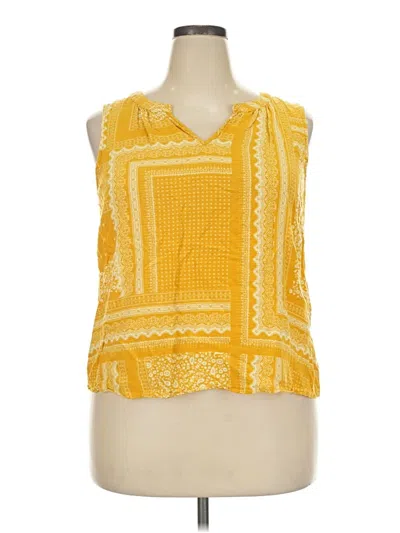 Pre-owned Knox Rose Sleeveless T-shirt In Yellow