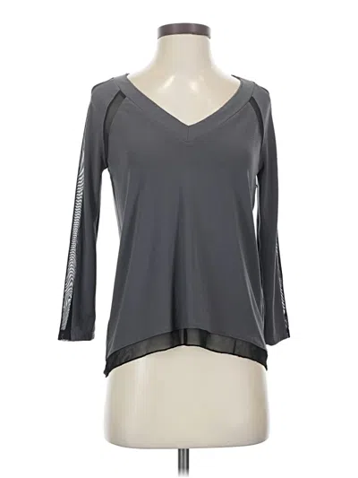 Komarov 3/4 Sleeve Top Gray V-neck Tops