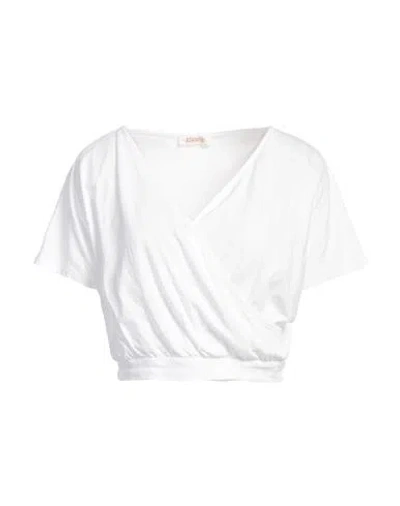 Kontatto Woman T-shirt White Size Onesize Cotton In White