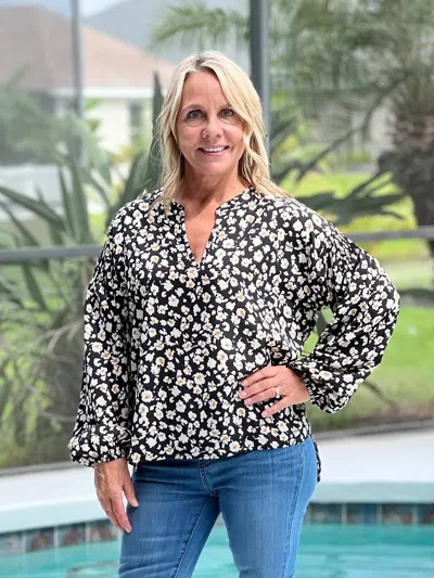 Kori Poppin Poppies Top In Black Mix