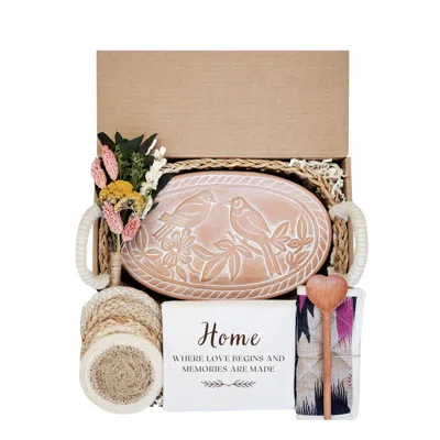 Korissa Neutrals Bread Warmer Gift Box With Pot Holder, Tea Towel And Spoon - Lovebirds Oval In Multi