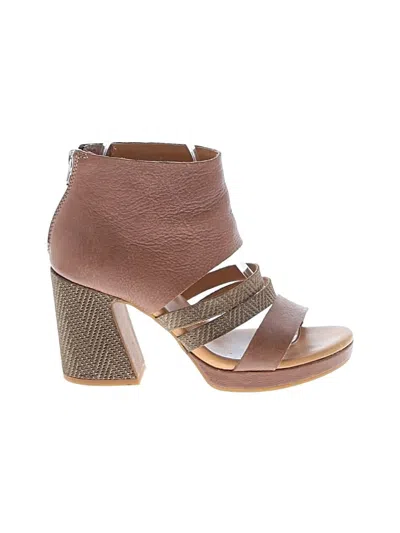 Pre-owned Kork-ease Heels In Brown
