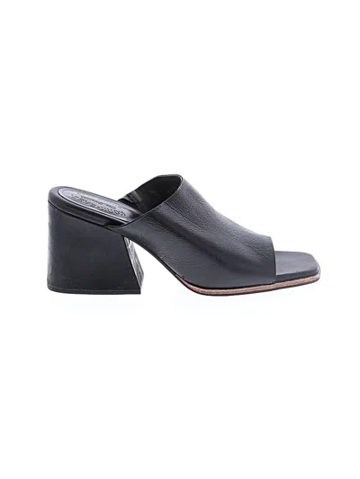 Pre-owned Kork-ease Heels In Black