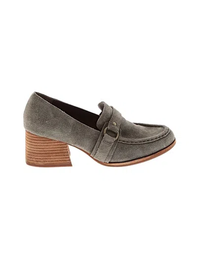 Pre-owned Kork-ease Heels In Gray