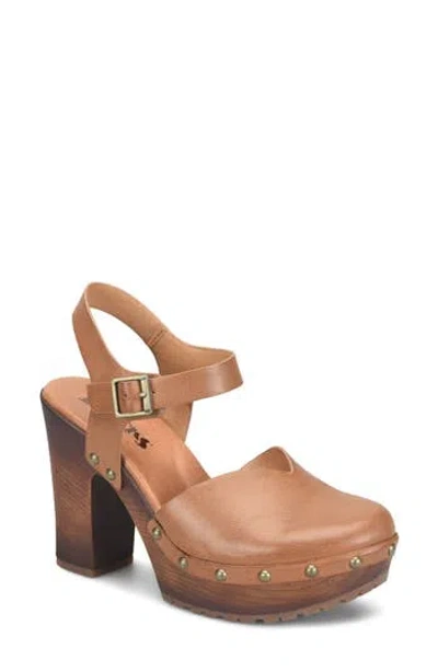 Korks Adria Clog In Brown