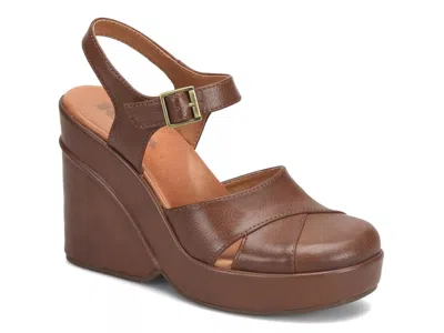 Korks Babette Wedge Sandal In Brown