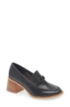 Korks Camilla Block Heel Loafer In Black