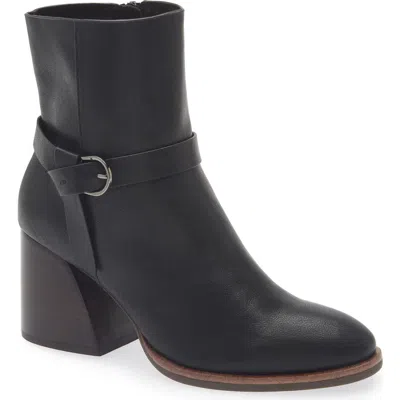 Korks Suzi Bootie In Black