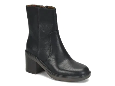 Korks Tamara Bootie In Black